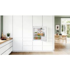 Bosch KIR21NSE0G 88x54 Built in Fridge