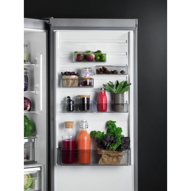 Aeg RCB632E5MW Freestanding NoFrost 60/40 Fridge Freezer