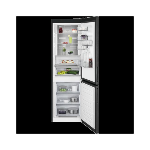 Aeg RCB732E5MB 186cm Tall Fridge Freezer
Freestanding 60/40 pro 700, TwinTech, CustomFlex, MetalCold, Premium lateral LED, Ex