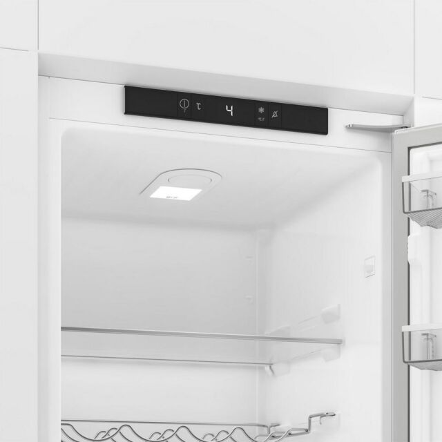 Blomberg SST4455VI 54cm Intrgrated Tall Larder Fridge - White