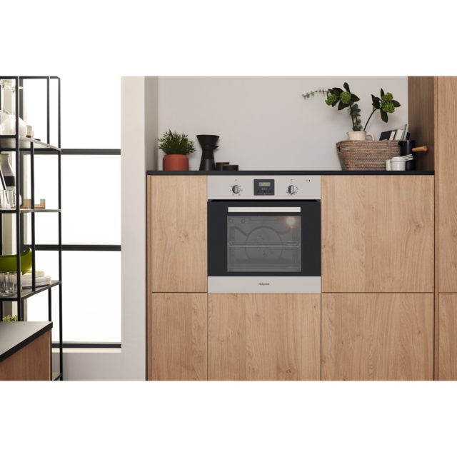 Hotpoint AOY54CIX 59.5cm Built In Electric Single Oven - Silver