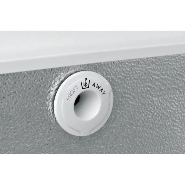 Hotpoint CS2A400HFMFAUK1 140.5cm Chest Freezer   - White
