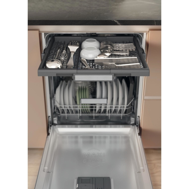 Hotpoint H7I HP42 L UK H7IHP42LUK Built In Dishwasher - 15 Place Settings