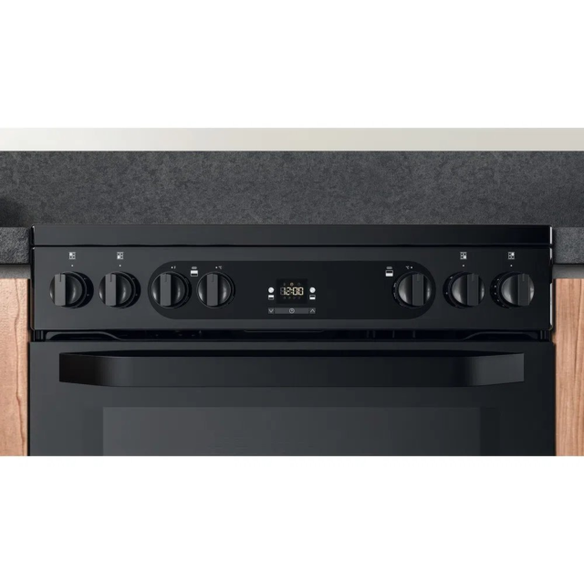 Hotpoint HDM67V92HCB 60cm Ceramic Double Electric Cooker