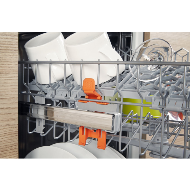 Hotpoint HSICIH4798BI 10 Place Built In Slimline Dishwasher