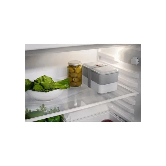 Indesit IFA11 IFA1 Built-Under Fridge with Icebox