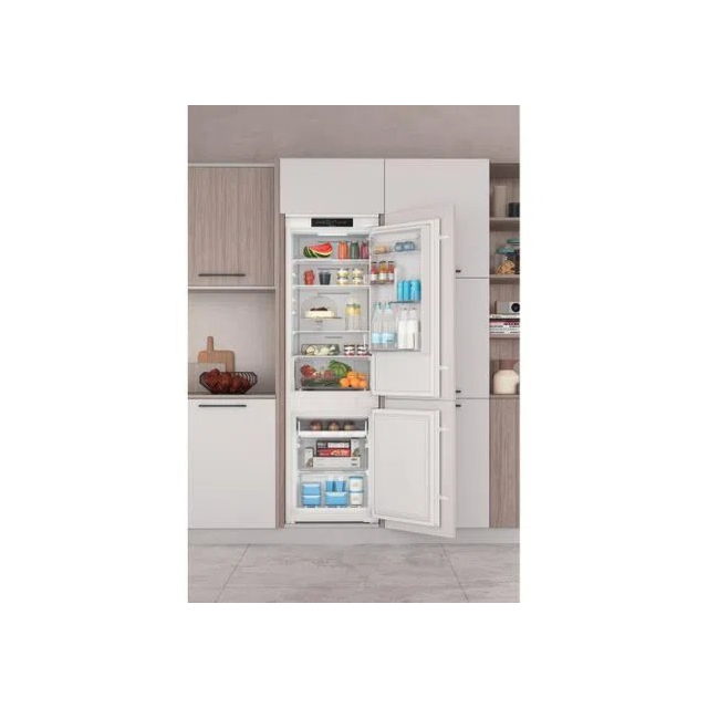 Indesit INC18T311 BI Fridge Freezer - White