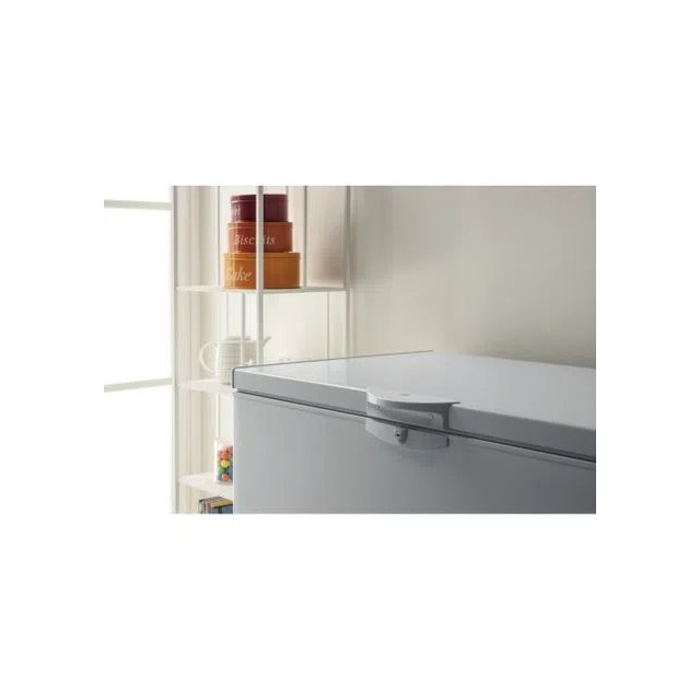 Indesit OS1A200H21 80.6cm Static Chest Freezer - White