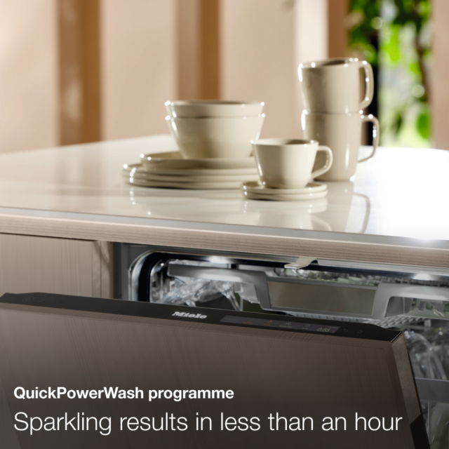 Miele G 5611 SC Dishwasher in Brilliant White, 14 Settings