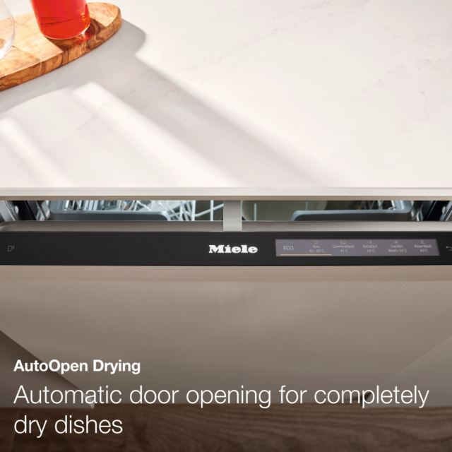 Miele G 5611 SC Dishwasher in Brilliant White, 14 Settings