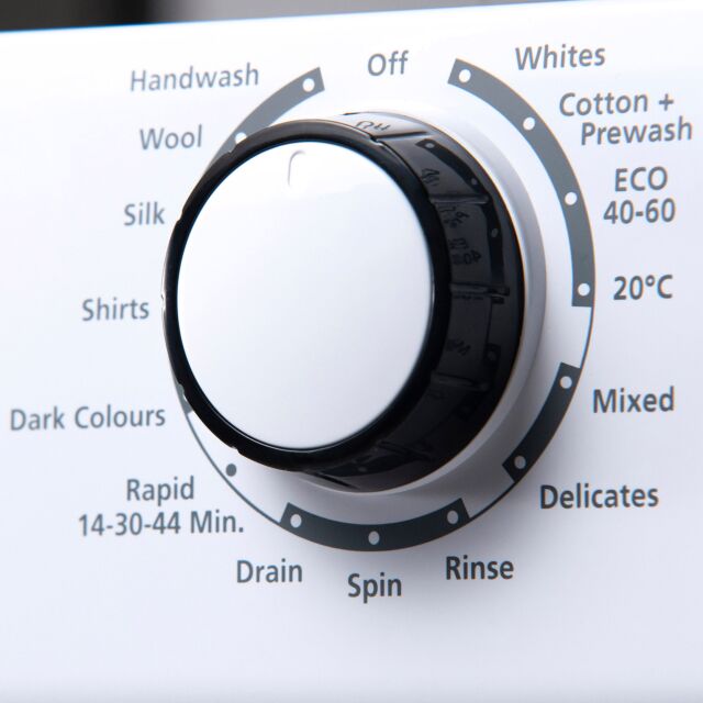 Montpellier MIWM84 1400 Spin 8kg Integrated Washing Machine