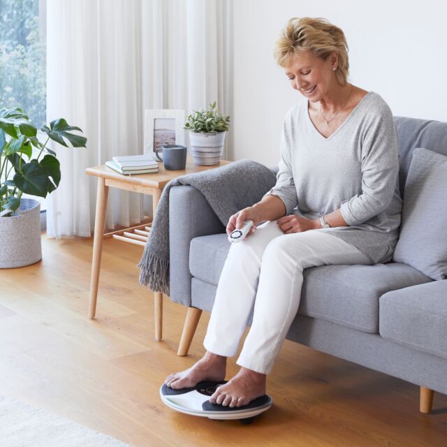 Revitive 5606-5574AQ-UK Medic Knee Circulation Booster