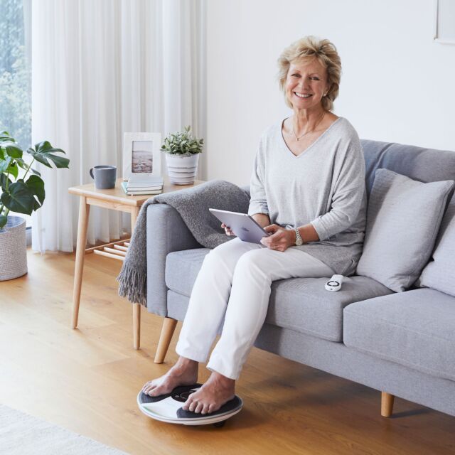 Revitive 5606-5574AQ-UK Medic Knee Circulation Booster
