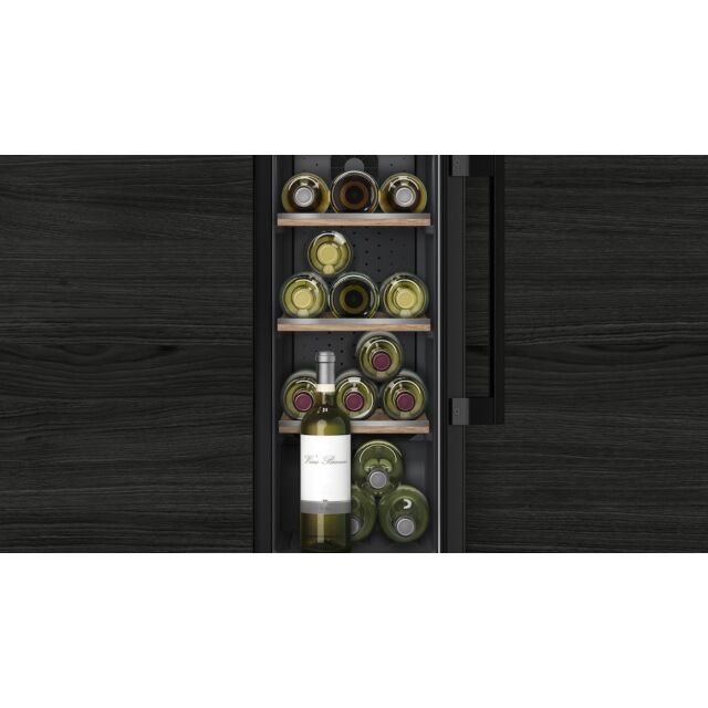 Siemens KU20WVHF0G 29.8cm Integrated Wine Cooler - Black