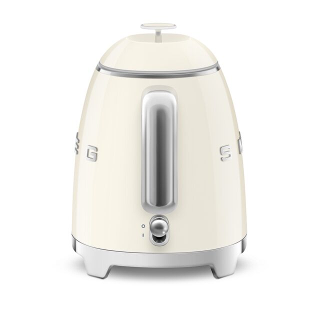 Smeg KLF05CRUK 0.8 Litre Cordless Kettle In Cream