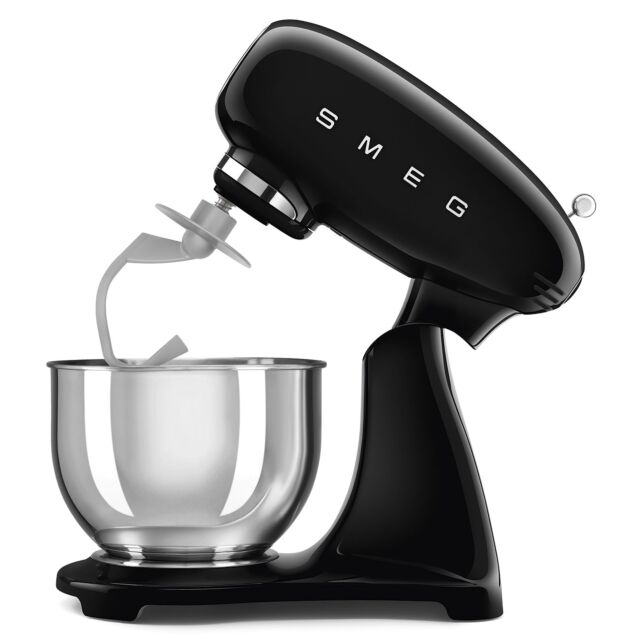 Smeg SMF03BLUK 50's Style Stand Mixer full