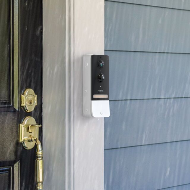 TP-LINK TAPOD230S1 Smart Battery Video Doorbell Camera Kit - White