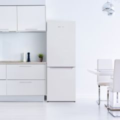 Montpellier MLF150EW 150.5Cm Tall Low Frost Fridge Freezer